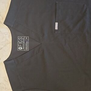 Figs Men's Black Short Sleeve Scrub Top, XS